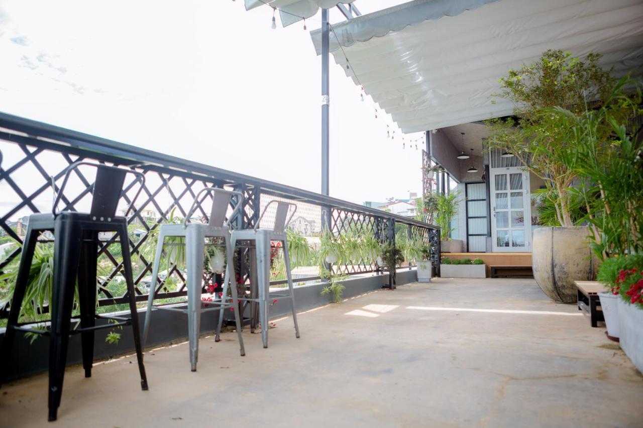 Steed Hotel Dalat Eksteriør bilde